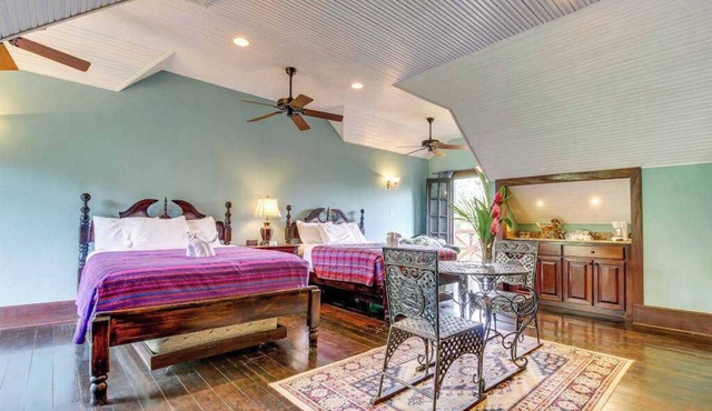 Riverfront Suite, Lovely View, Partial AC, WiFi & Pool