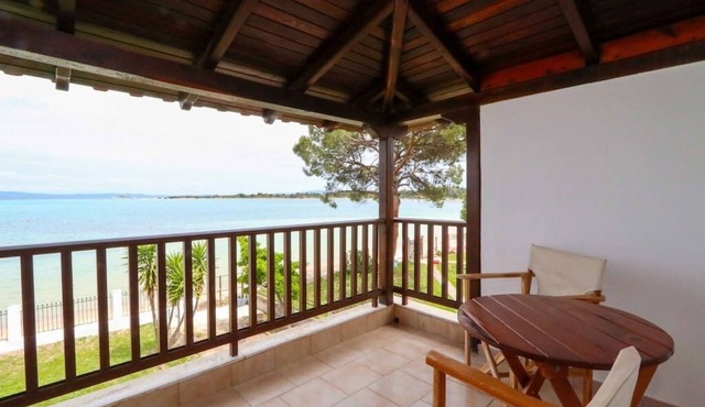 S-Docker 2 Beachfront Villa, Vourvourou by Halkidiki Villas in Vourvourou