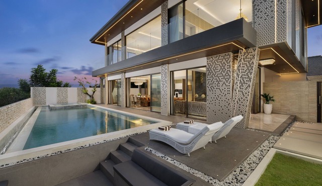Serene Modern 4 BR Private Pool Villa in Uluwatu in Uluwatu
