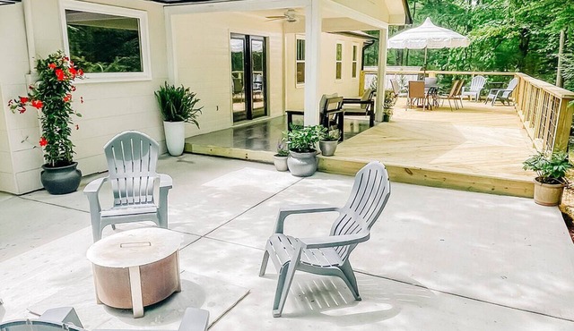 Sewanee home in the heart of central campus! in Sewanee