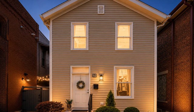 Short North Custom Built Home! Steps from High Street in Columbus