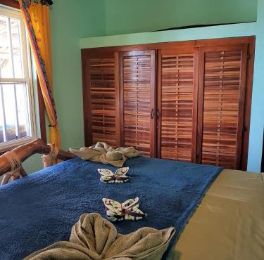 Slo-N-Ez Villa Terrace (Ocean View)