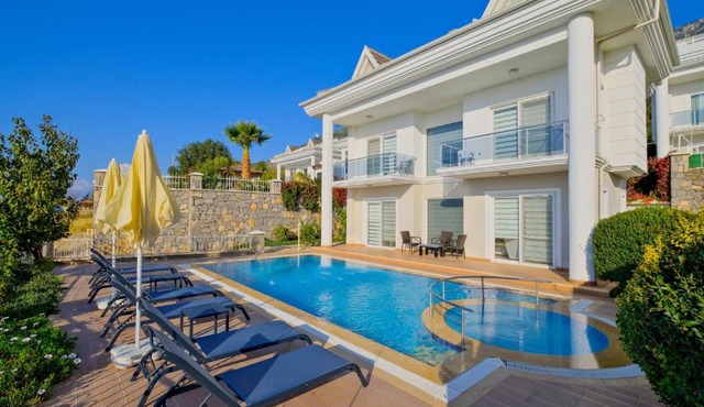 Solo Villa - Adel Villa, 4 Bedroom Private Villa at Ölüdeniz in Oludeniz