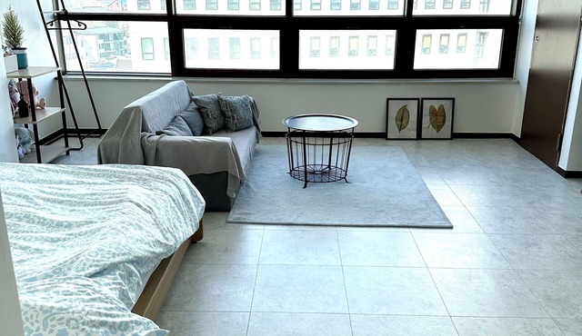 [Spacious 40m²] 1min Anguk Stn | Near Bukchon, Insadong & Seosunra-gil in Seoul