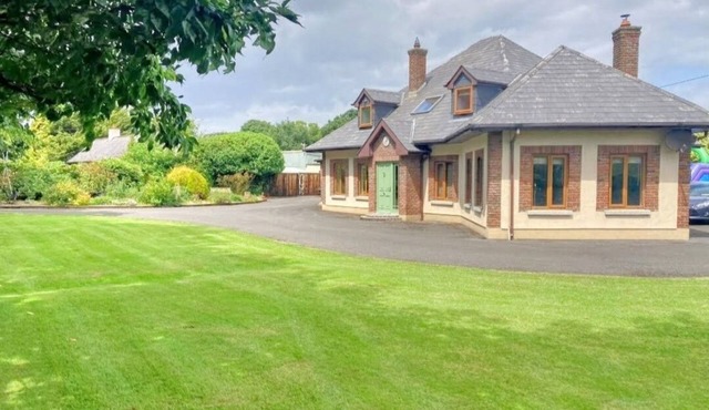 Spacious, private country home 30 mins from Dublin in County Kildare