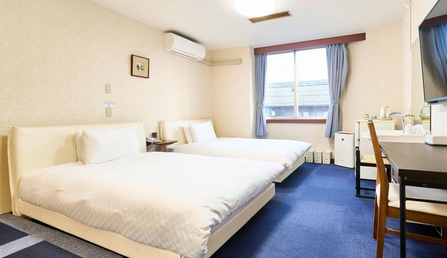 Special twin room wheelchair accessible Japanes/Ogaki Gifu in Ogaki
