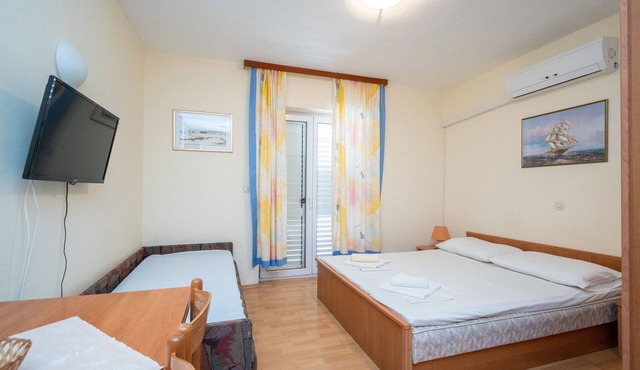 Studio flat near beach Ražanac, Zadar (AS-5766-b) in Ražanac