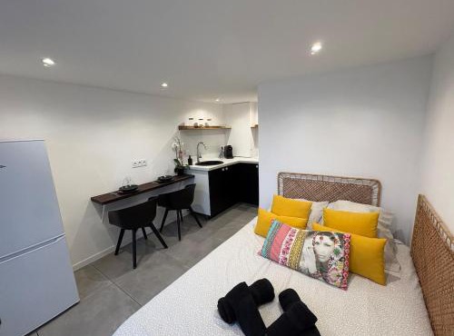 studio indépendant dans une villa in Aimargues