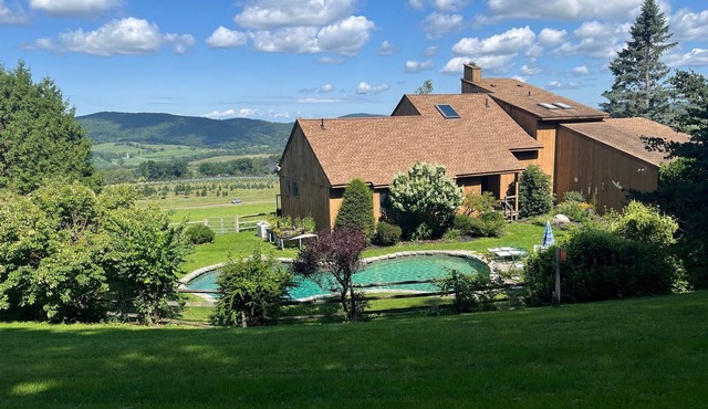 Stunning views & charming spacious 4-BR home pool and fireplace in Copake Falls in Copake Falls