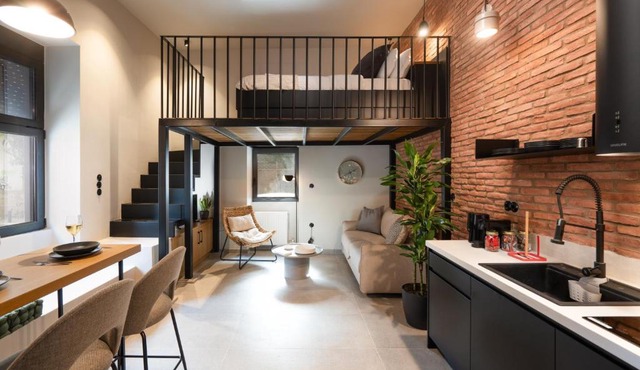 Three-Apartment Building with Rooftop access - Acropolis View in Athens