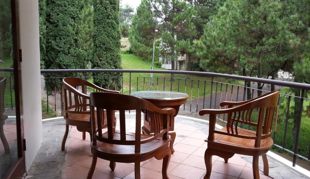 VILLA 5CEMARA in Batureo 1