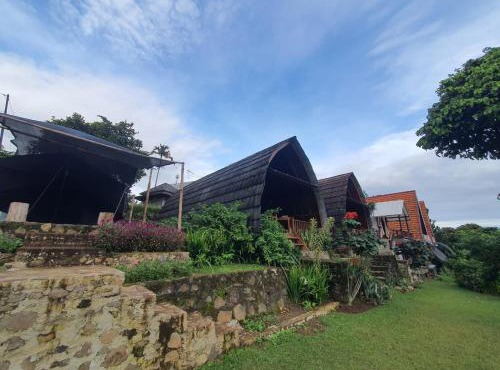 Villa Lumbung Salak in Bogor