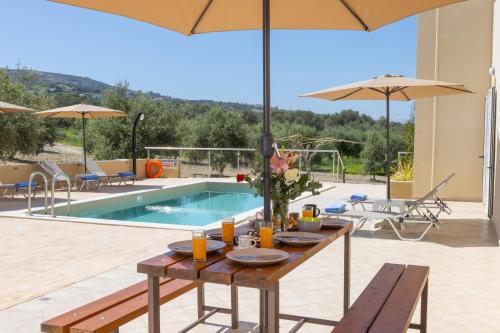 Villa Olga-Private Pool Escape near Rethymno in Pigi