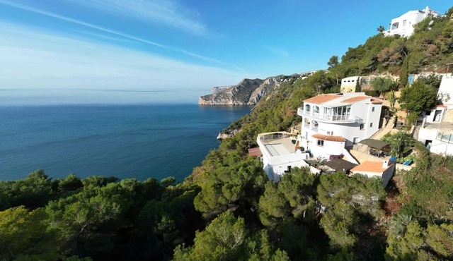 Villa overlooking the sea. Magnificent view in Javea