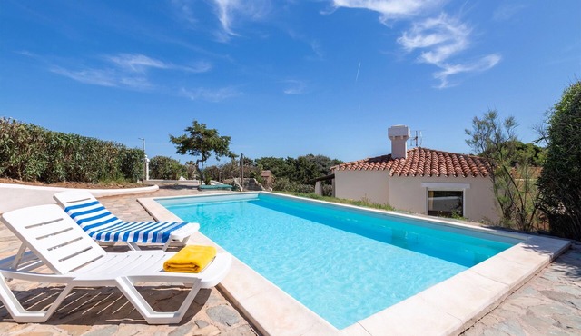 Villa 'Sabbia - Private Pool' with Sea View, Wi-Fi and Air Conditioning in Punta de Su Turrione