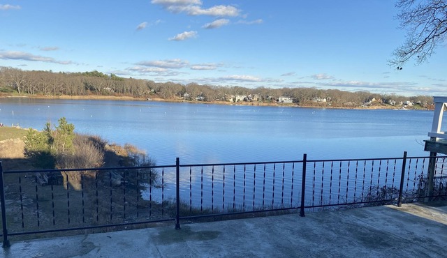 Waterfront in Warwick