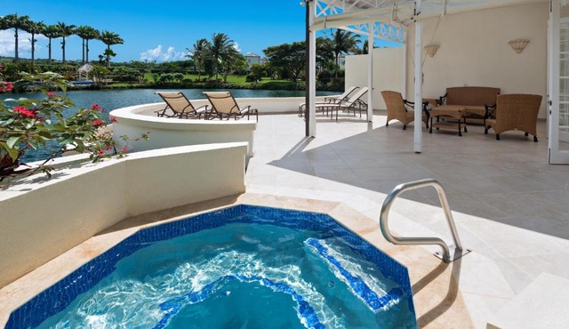 Waterhall Polo Villa 12 in Saint James