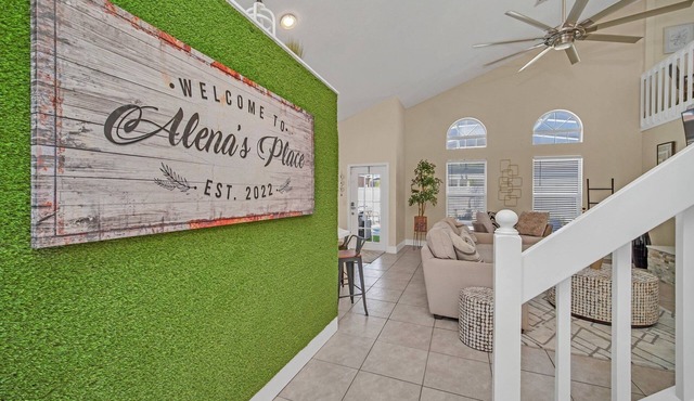 Welcome to Alena's Place! Only minutes away from Disney! in Kissimmee
