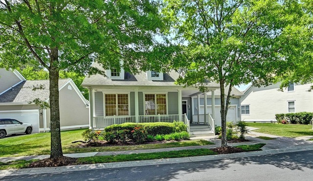 Willow Oak Tranquility, a spacious 3 bed, dog friendly home in the Bear Trap Dunes community! Indoor and outdoor pool, beach shuttle service, WIFI, tennis and more! in Ocean View
