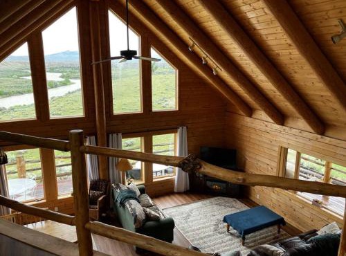 Yellowstone River! Mountain Views! in Clark