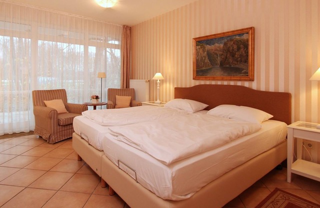 Comfortable vacation apartment Antonia in Kühlungsborn with terrace and close to the beach - in Kühlungsborn