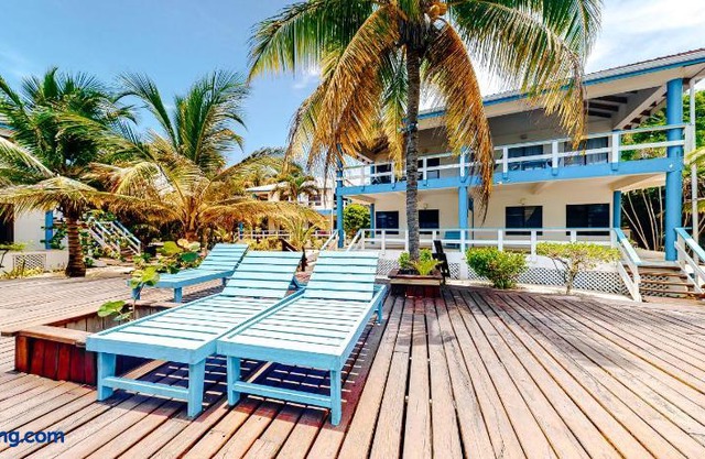 Condo 24 @ Beachside Villas