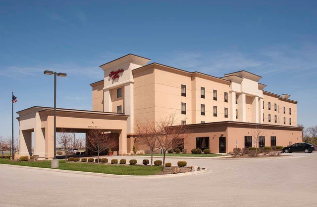 Hampton Inn Macomb in Macomb