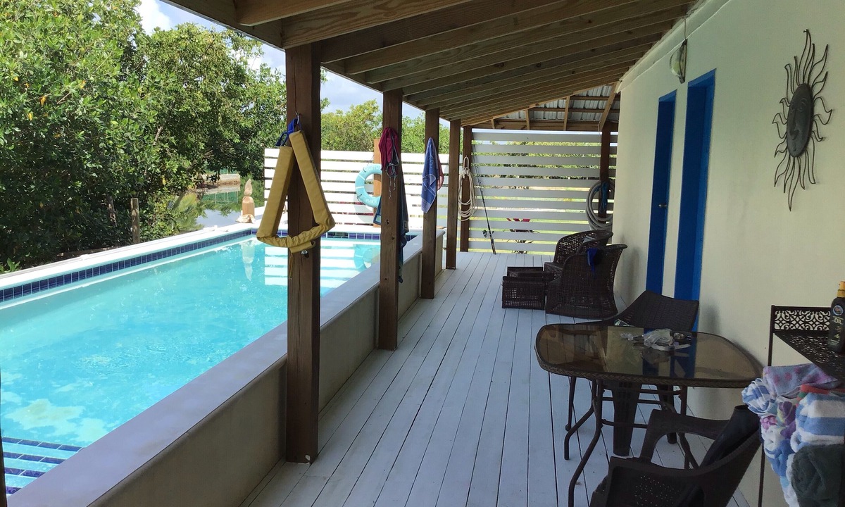 Vista Del Mar Bed & Breakfast | The BNB on Triggerfish Close to the airport