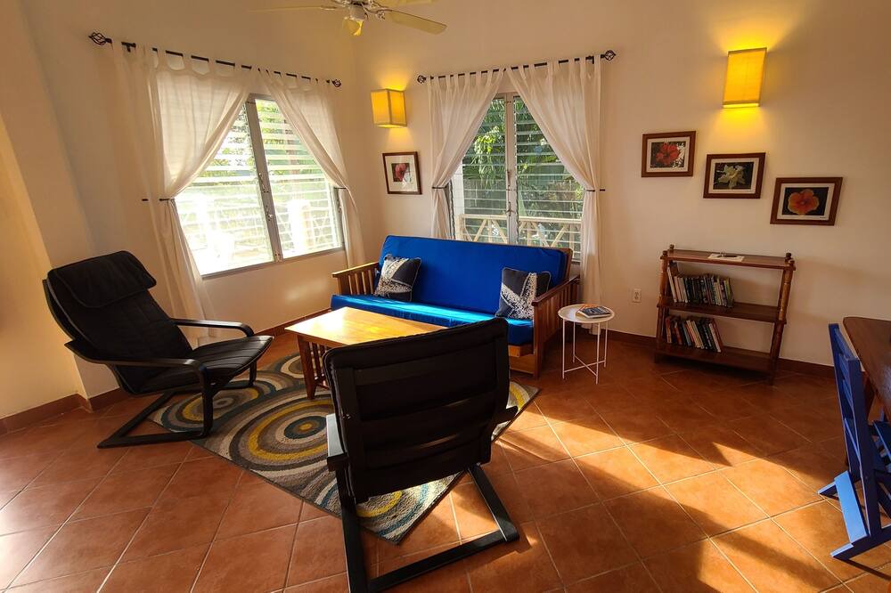 Forest Home Apartment | Stay, relax and explore in Belize at our tropical oasis by the Caribbean Sea.