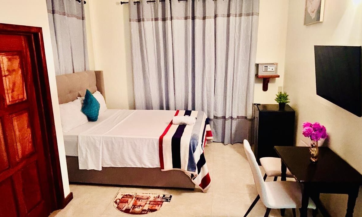 San Pedro Hotel | Hotel Hop & Cart rental Ltd