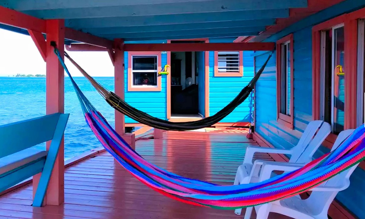 Placencia House | Bird Island Placencia