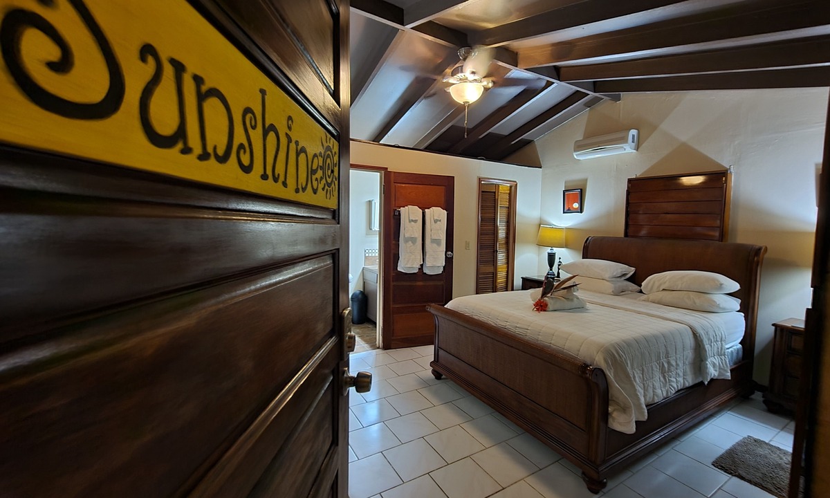 Caye Caulker Bed & Breakfast | Yocamatsu