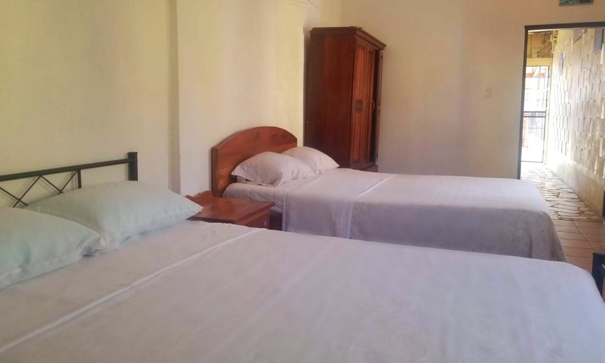 Santa Elena Hotel | MAXROOMZ