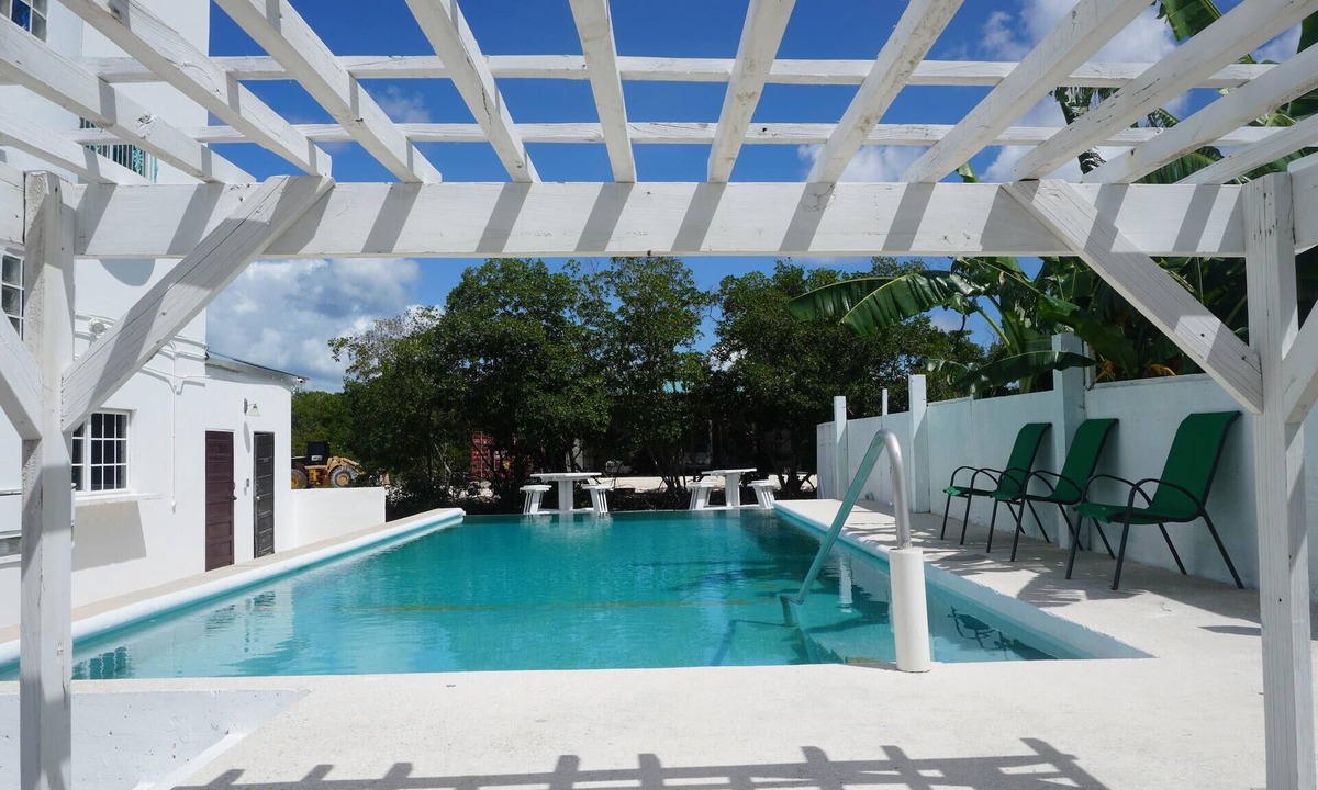 Belize City Apartment | Poolside Seaview Studio With Infinity Pool & Overwater Deck Near Airport, 1st FL