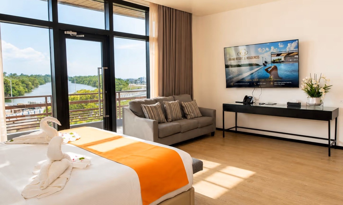 Belize City Hotel | Grand Resort & Residences