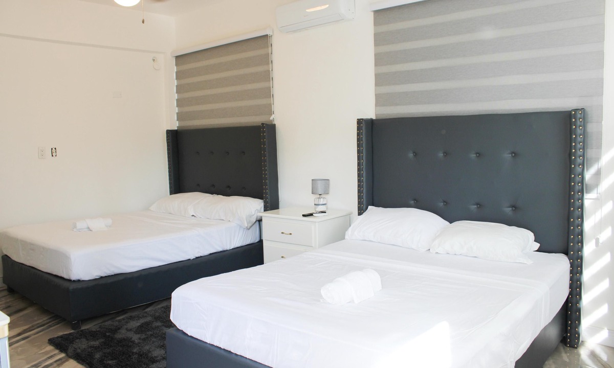 Corozal Hotel | Maximum Beach Hotel