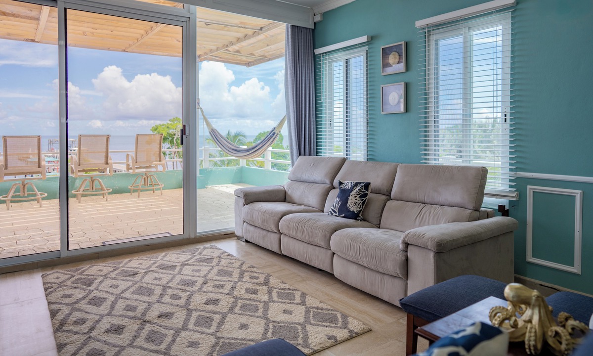 Caye Caulker Hotel | Island Magic Villas