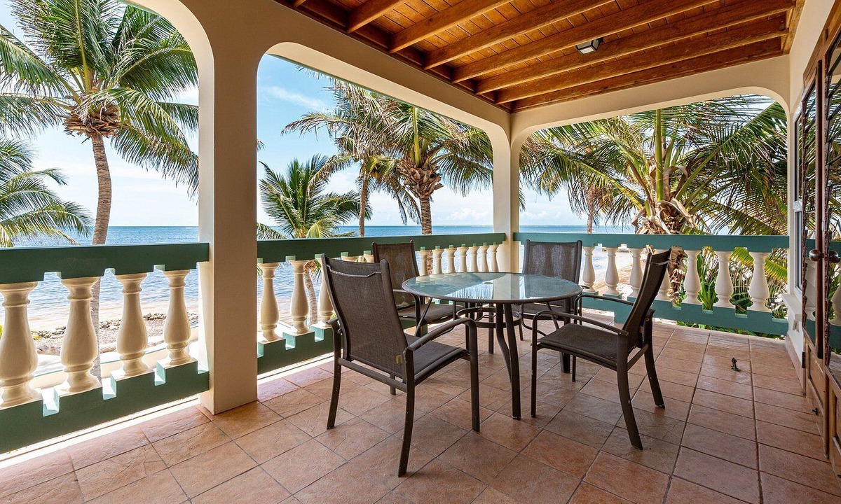 San Pedro Resort | Vita Retreats - All inclusive