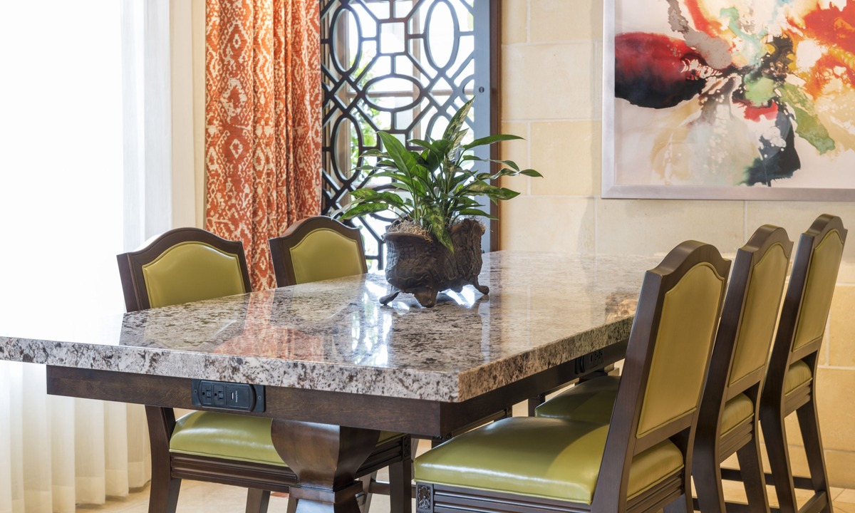Platinum Triangle Hotel | Ayres Hotel Anaheim