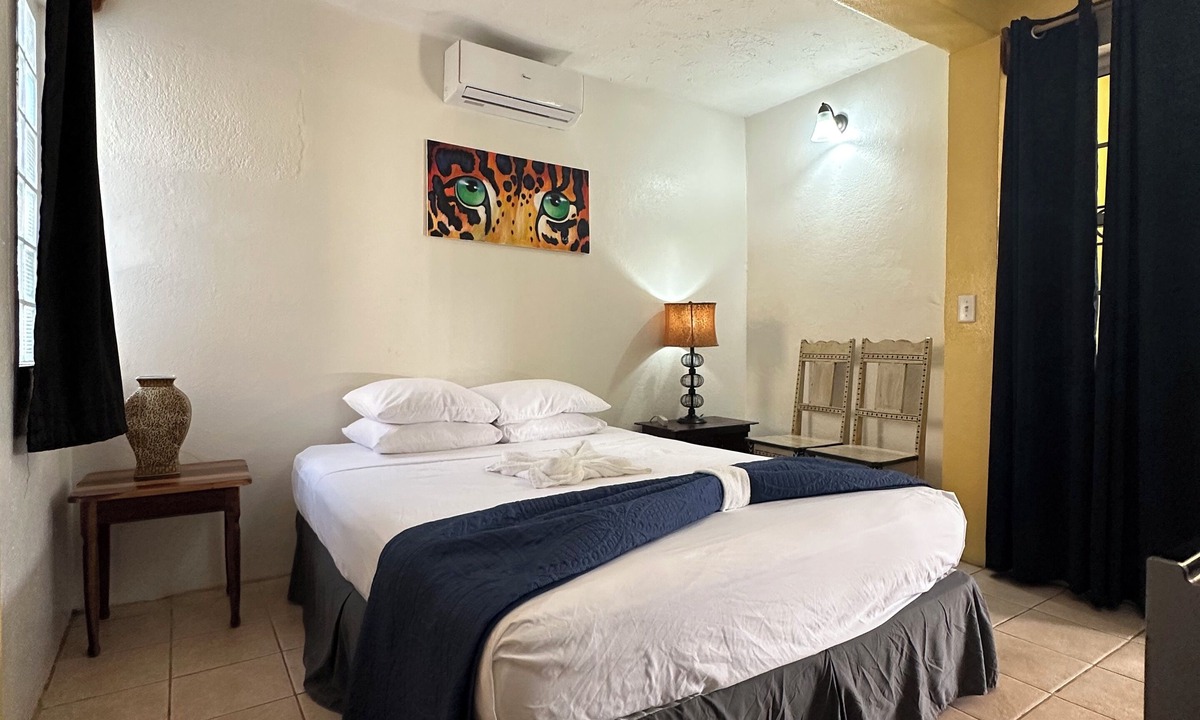 Hopkins Hotel | All Seasons Belize