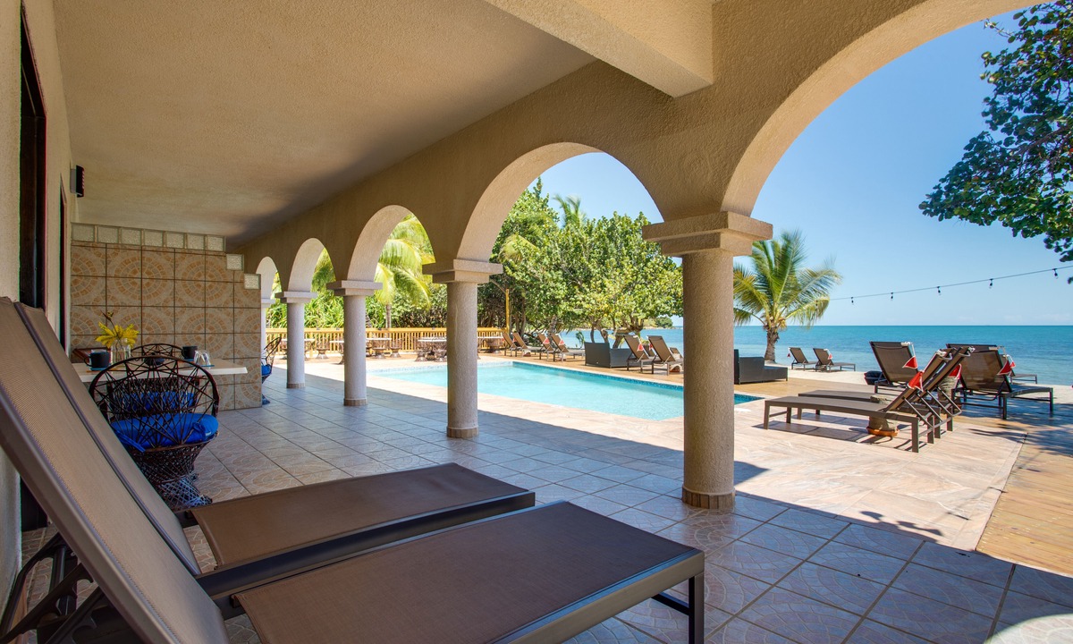 Placencia Hotel | Mariposa Belize Beach Resort