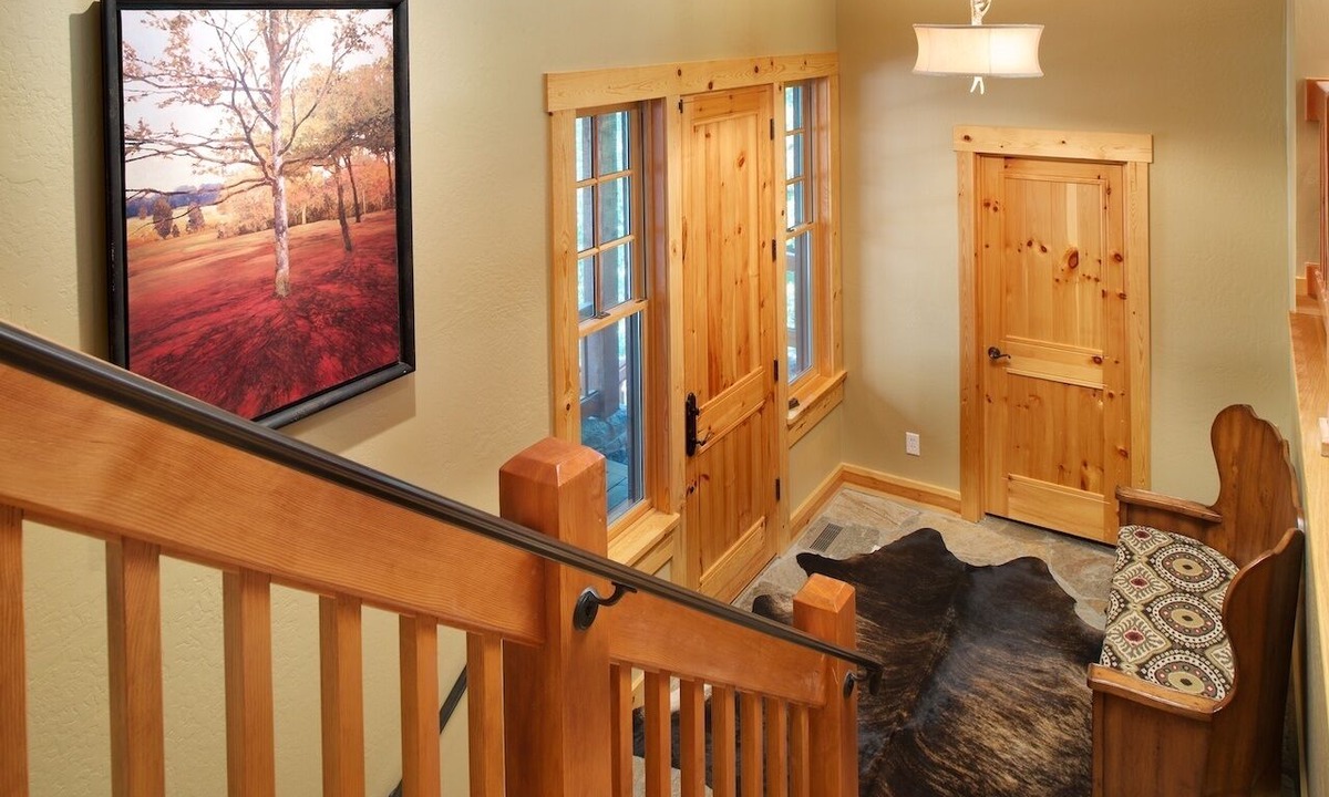 Granite Ridge House | JHRL - Elegant and Western 4-bedroom Homestead - Private hot tub in the woods