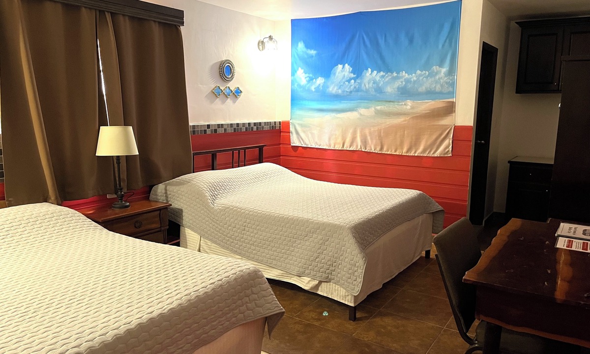 Belize City Hotel | EASY INN HOTEL-TWO BED ROOM -NUMBER 2