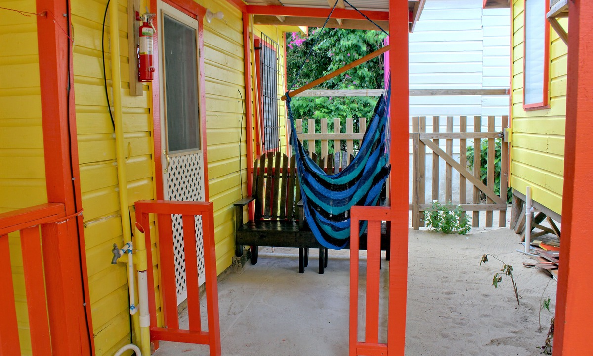 Placencia Cabin | Julia´s Cabanas
