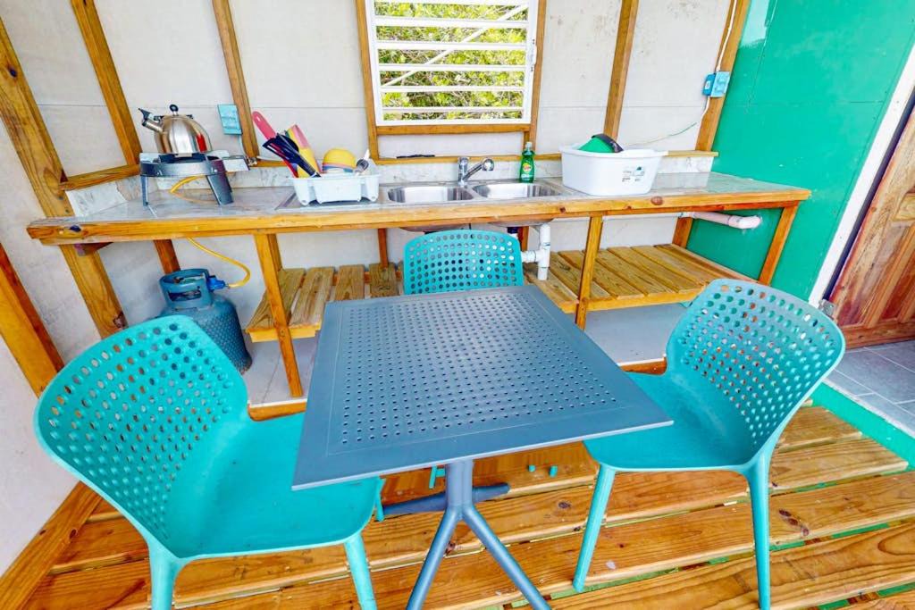 Sittee Point Apartment | Cabin 2 - The Wanderer