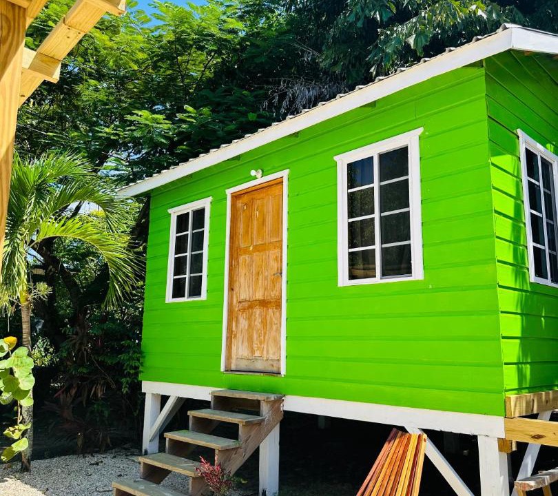 Placencia Hostel | Silver Sand Hostel