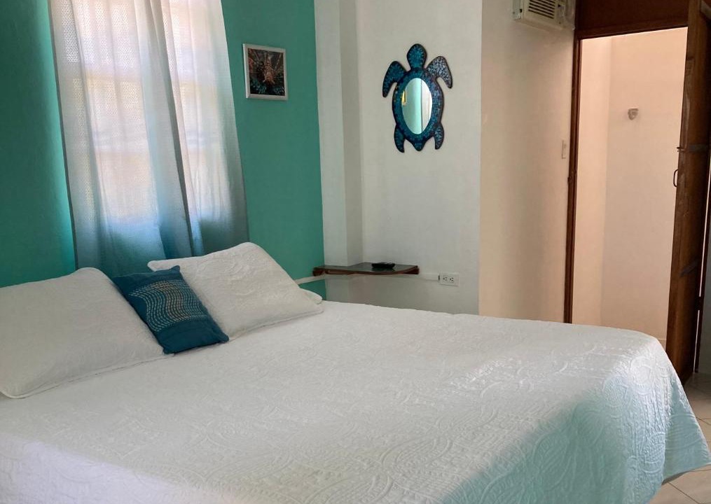 Caye Caulker House | JAGUAR MORNING STAR
