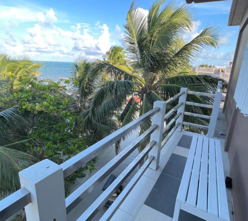 Caye Caulker Hotel | Caye Caulker Beach Hotel