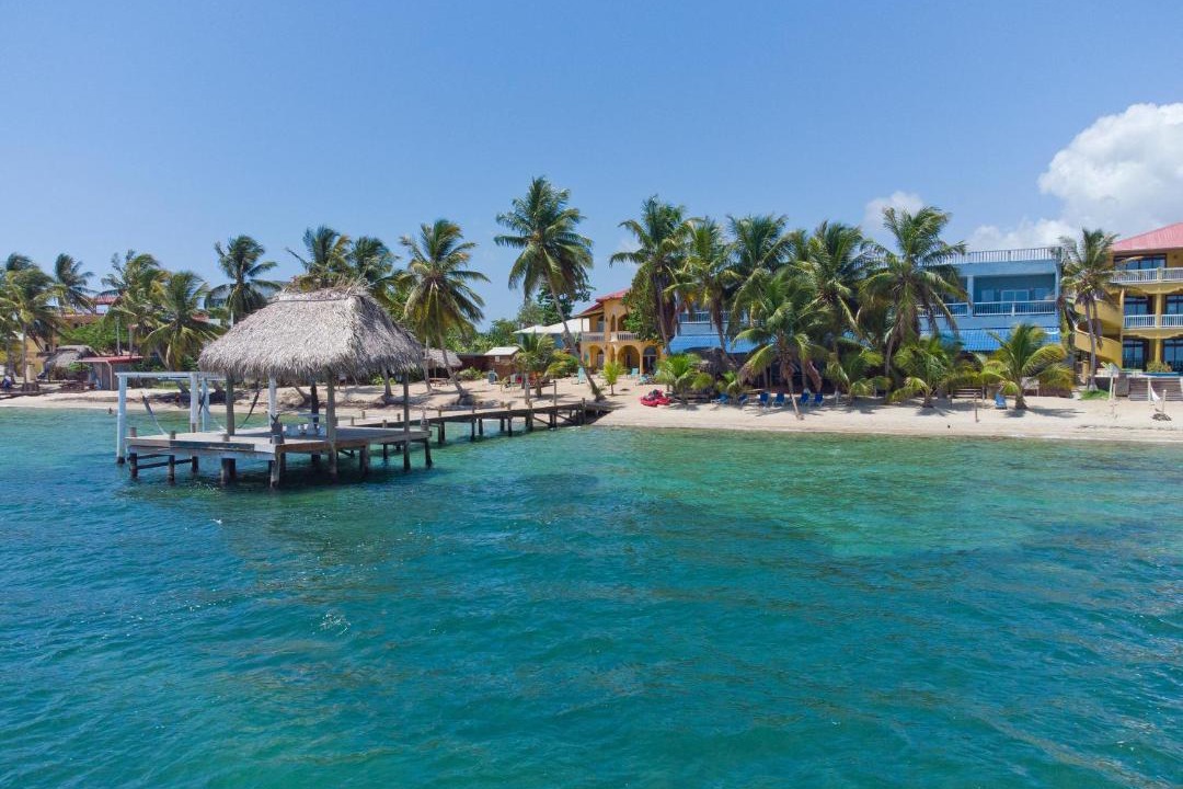 Sittee River Village Hotel | Parrot Cove Lodge
