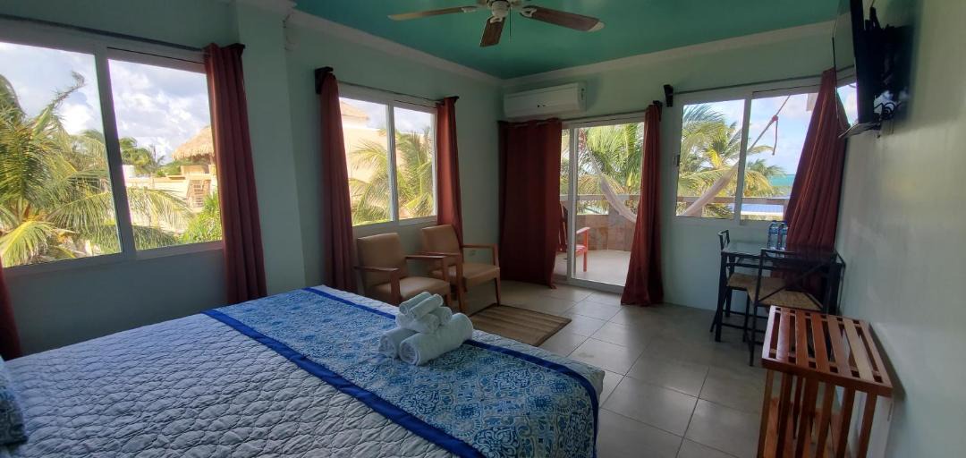 Caye Caulker Hotel | Island Magic Beach Resort